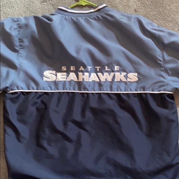 Vintage Seattle Seahawks sweatshirt - Picture 4 of 4